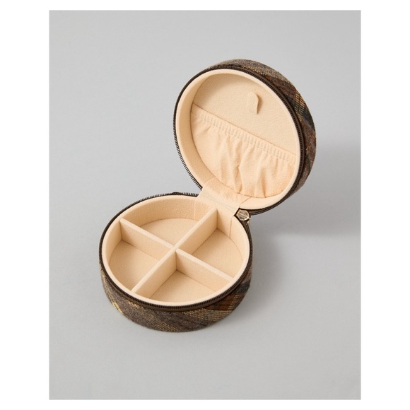 AE American Eagle Teddy Bear Jewelry Box - Picture 4 of 6